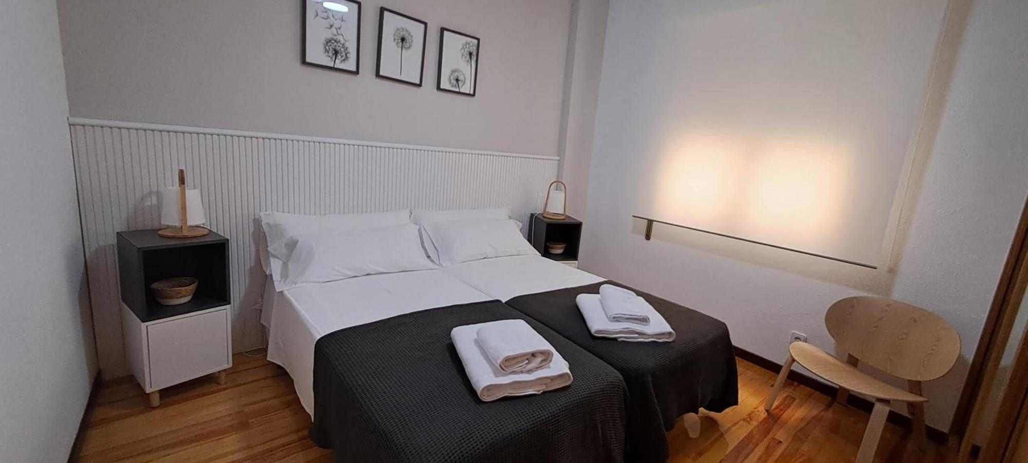 Erdizka, Centrico Apartamento Turistico Con La Mejor Vista Plaza De Los Fueros Estella Exterior foto